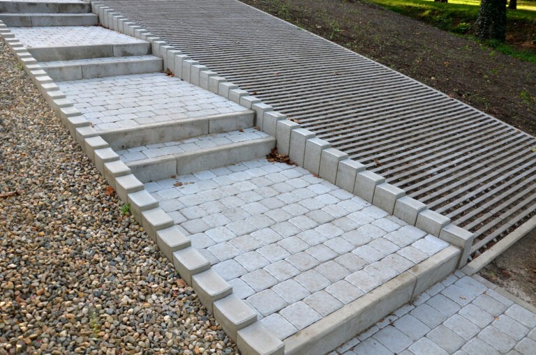 Pisos de concreto para jardim: Escadas de piso de concreto
