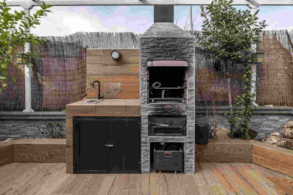 Churrasqueira de bloco de concreto: vantagens do material e como fazer