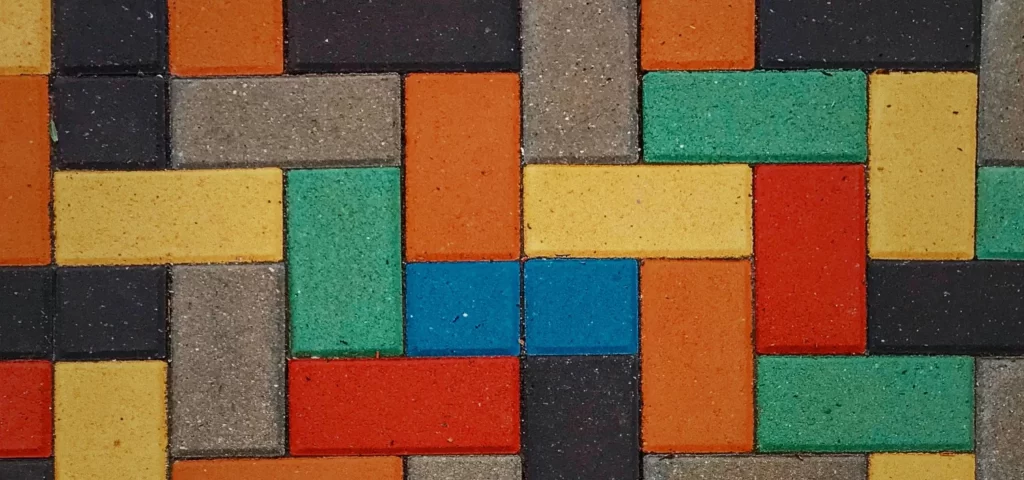 Conforto térmico na arquitetura: como as cores dos pisos intertravados influenciam a temperatura?